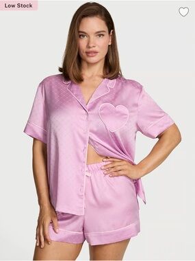 Victoria’s Secret Satin Pajamas Shorts in Light Pink Small NWT
